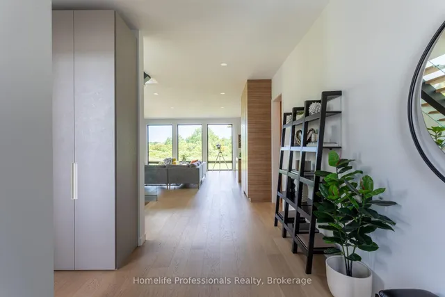 Additional image 3 of 70 Upper Mount Albion Rd