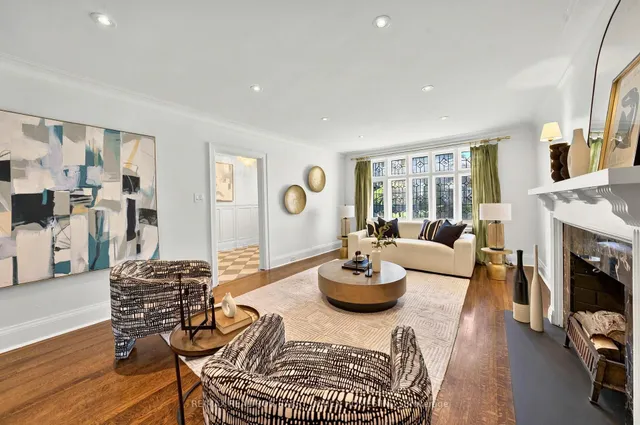 Additional image 9 of 67 Chatsworth Dr