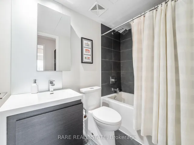 Additional image 14 of 1030 King St Unit 940