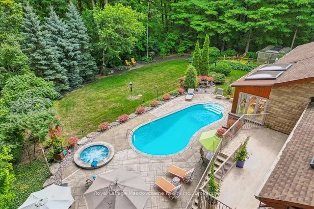 Additional image 49 of 5590 STEELES Ave