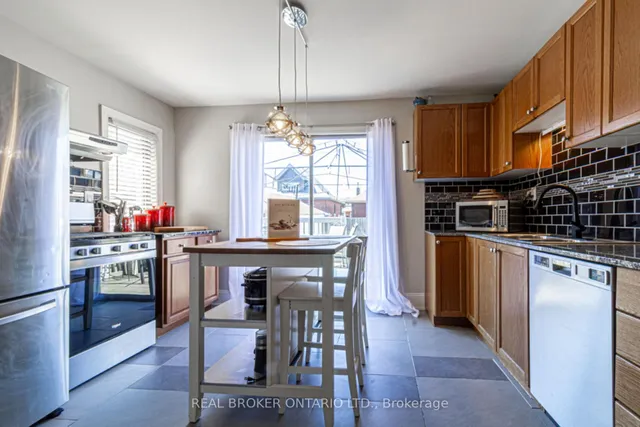 Additional image 18 of 165 Leinster Ave