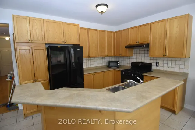Additional image 20 of 22 Showboat Cres