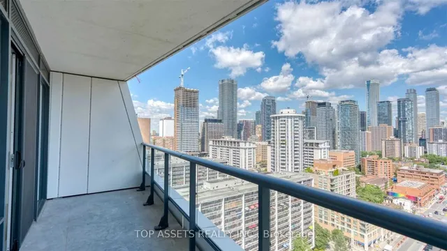 Additional image 17 of 85 Wood St Unit 2607