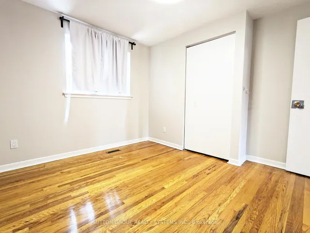 Additional image 12 of 33 Earlsdale Cres