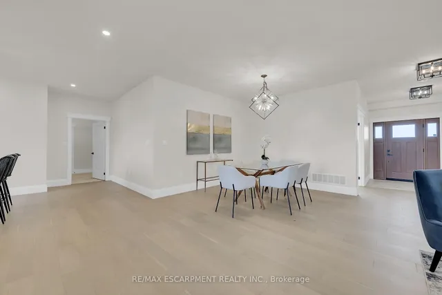 Additional image 17 of 8184 Airport Rd