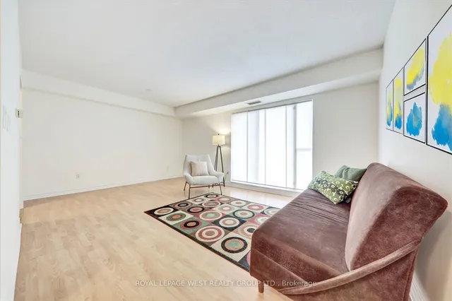 Additional image 11 of 2088 Lawrence Ave Unit 515