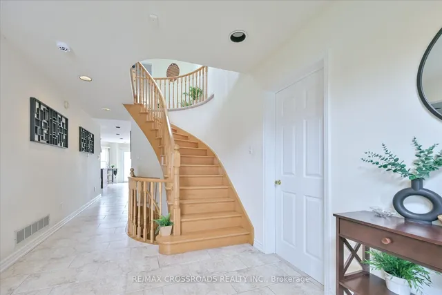 Additional image 8 of 6 Glenheather Terr