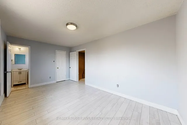 Additional image 13 of 11 GRANDHALL Crt