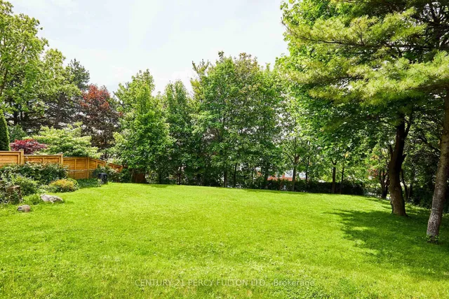 Additional image 37 of 40 Farmview Cres