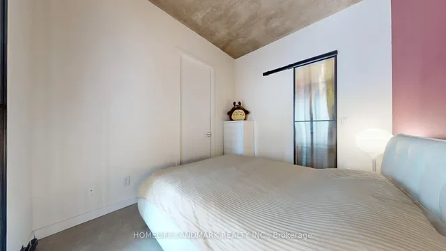 Additional image 26 of 23 Brant St Unit 712