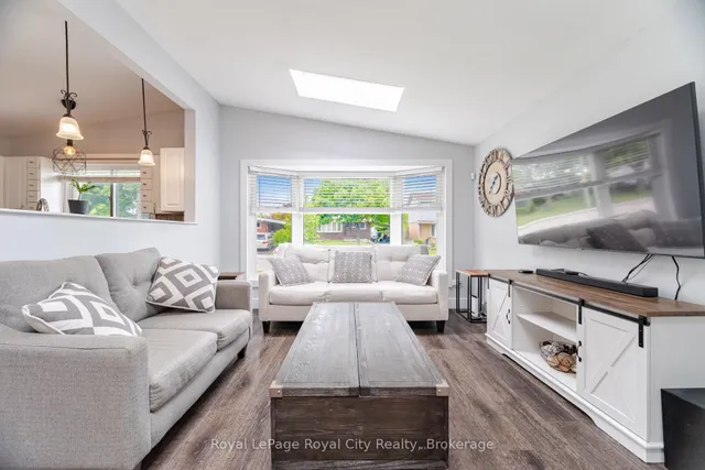 Additional image 11 of 61 Lawfield Dr