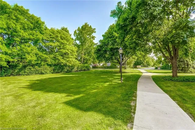 Additional image 27 of 2052 Courtland Dr Unit 104