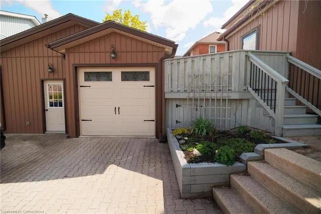 Additional image 47 of 905 Queens Blvd