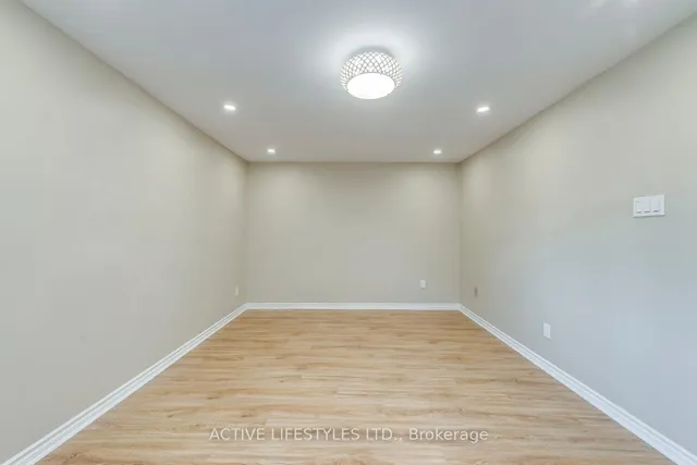 Additional image 18 of 2301 Derry Rd Unit 29