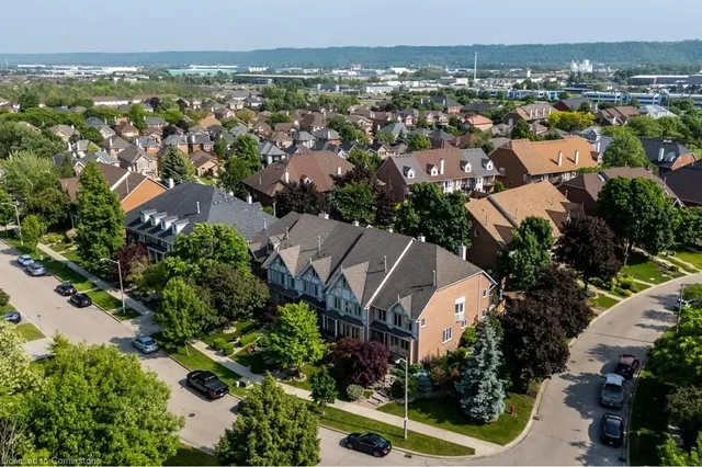 Additional image 4 of 90 Waterford Cres