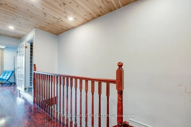 Additional image 18 of 1425 Lansdowne Ave