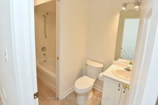 Additional image 33 of 4045 Upper Middle Rd Unit 14