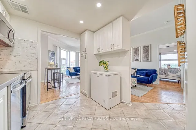 Additional image 14 of 20 Dean Park Rd Unit 1215