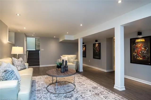 Additional image 43 of 6 Kew Crt