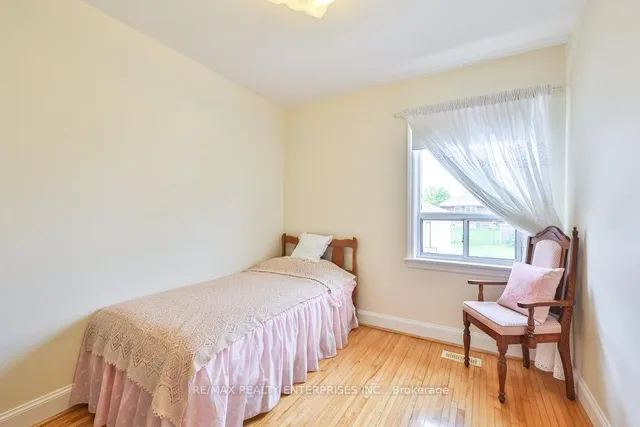 Additional image 15 of 68 Algoma St