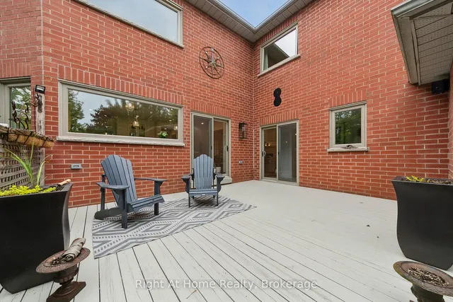 Additional image 50 of 293 River Glen Blvd