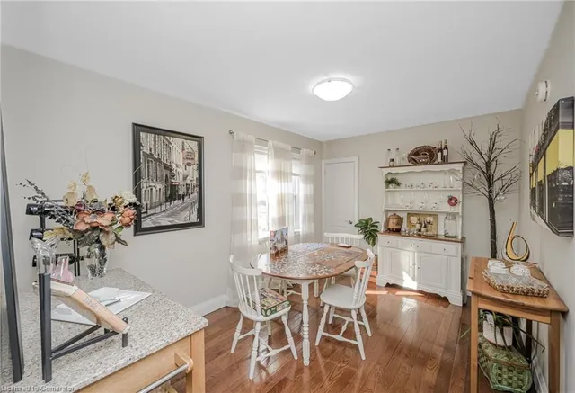 Additional image 15 of 143 Tuxedo Ave