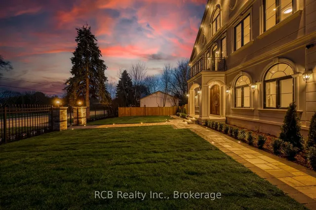 Additional image 10 of 452 Rothesay Pl