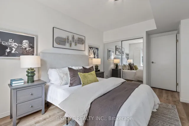 Additional image 16 of 46 Western Battery Rd Unit 834