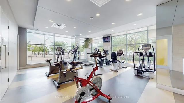 Additional image 40 of 230 Queens Quay Unit 2323