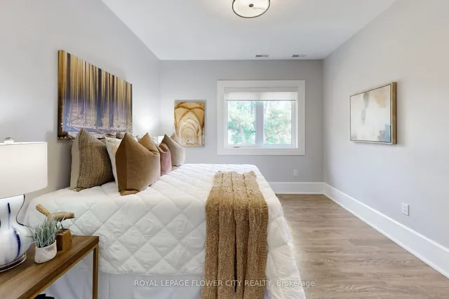 Additional image 21 of 8 Furnival Rd