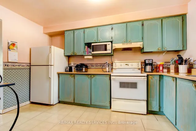 Additional image 12 of 112 Ashton Cres Unit 112