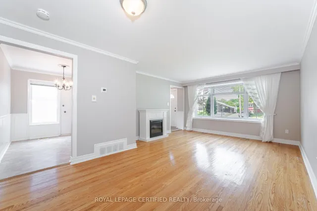 Additional image 10 of 43 Grange Dr