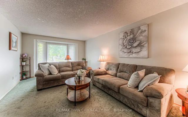 Additional image 9 of 82 Roseneath Cres