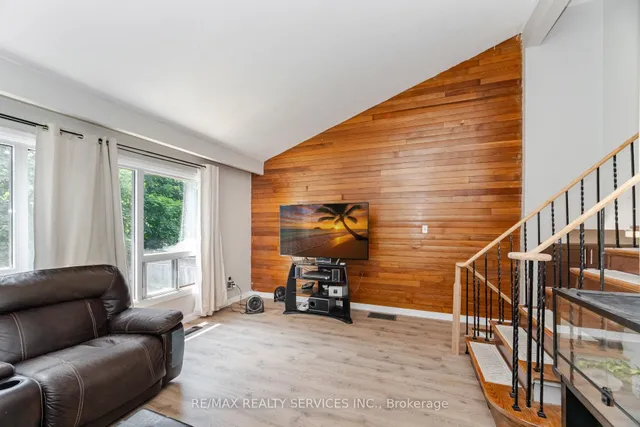 Additional image 22 of 4 Hinchley Wood Grve