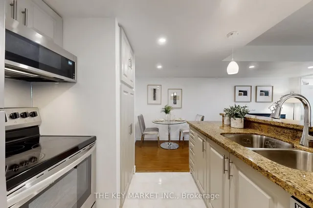 Additional image 14 of 1001 Bay St Unit 813