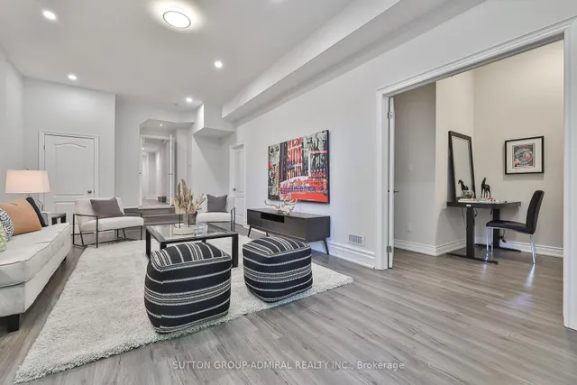 Additional image 32 of 528 Douglas Ave