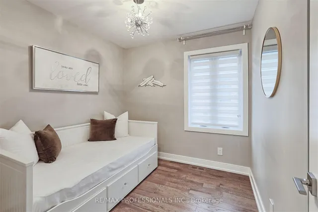 Additional image 30 of 229 Sheldon Ave