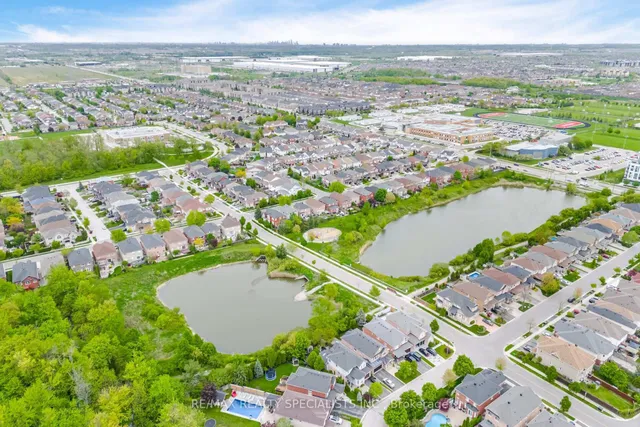 Additional image 42 of 74 Robarts Dr