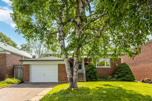 Primary image of 58 Greylawn Cres