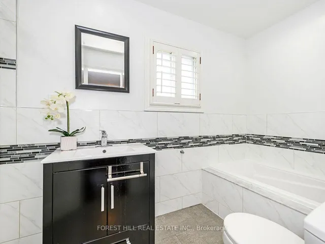 Additional image 21 of 1575 Samuelson Cres