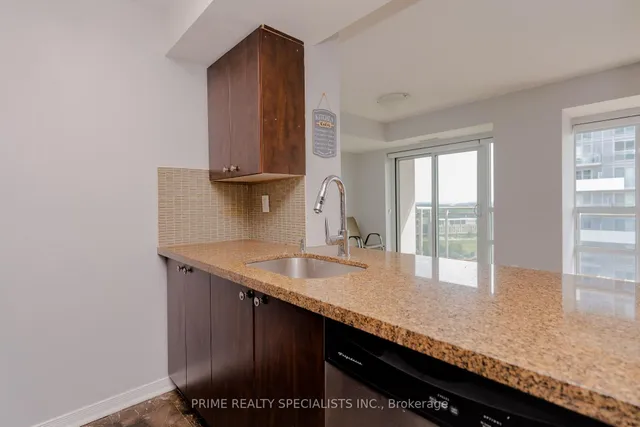 Additional image 18 of 215 queen St Unit 2006