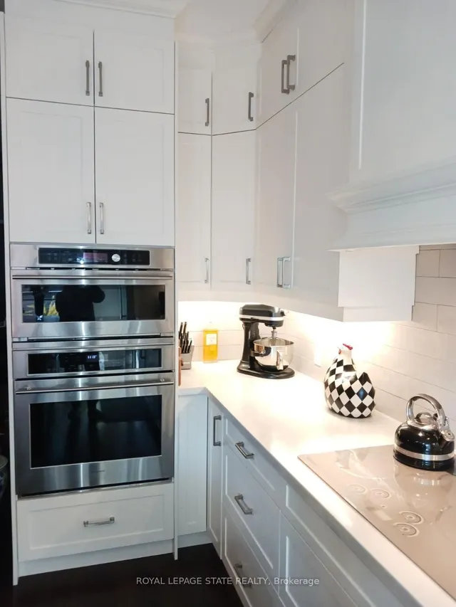 Additional image 26 of 112 King St Unit 1109
