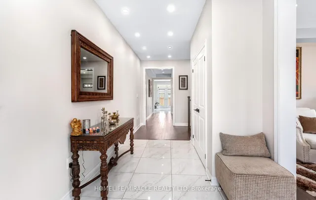 Additional image 12 of 35 Farringdon Cres