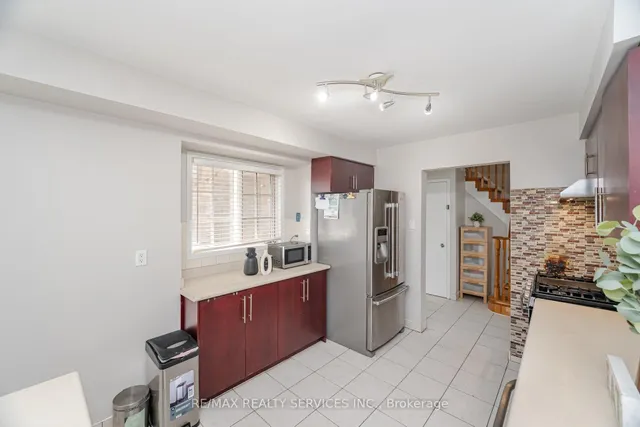 Additional image 10 of 16 Vivians Cres