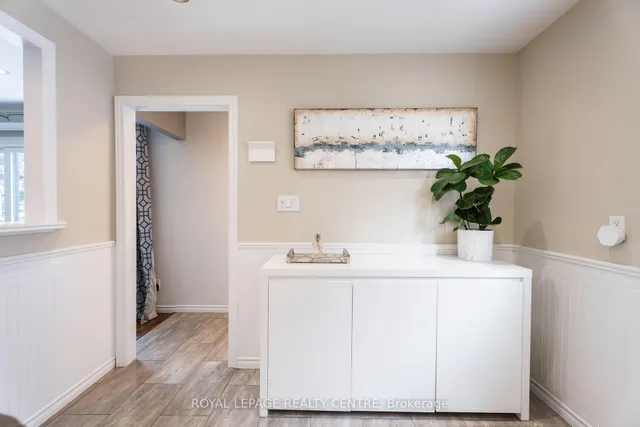 Additional image 8 of 110 Simmons Blvd