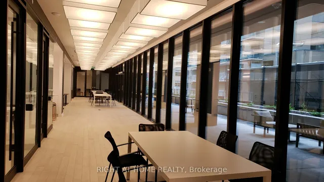 Additional image 31 of 85 Wood St Unit 1615