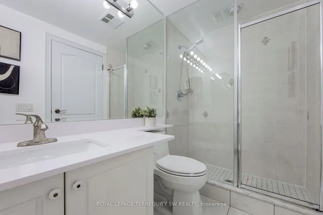 Additional image 11 of 2 Clairtrell Rd Unit 208