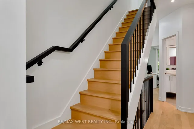 Additional image 30 of 21 Cowan Ave