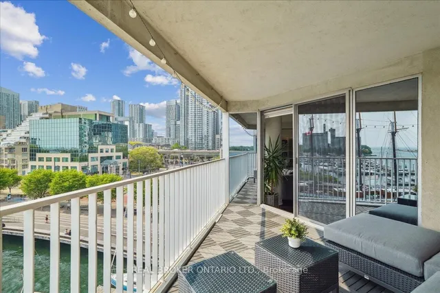 Additional image 16 of 401 Queens Quay Unit 503