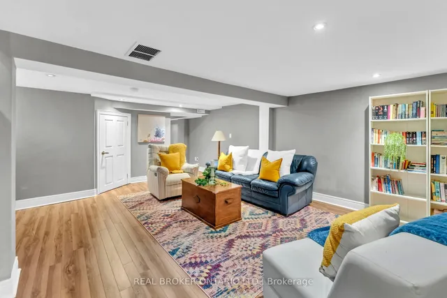 Additional image 25 of 20 Dunraven Dr